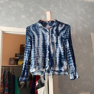 Long-sleeve button down